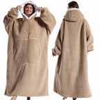 Sweat plaid à capuche beige, capuche relevée, de face et de dos