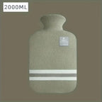 Bouillotte 2 L dans sa housse en tricot vert sauge